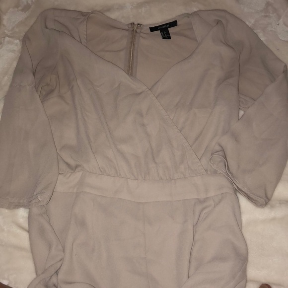 Romper - Picture 1 of 2